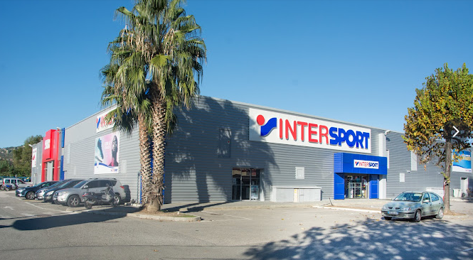 Magasin d’articles de sport zone des Tourrades Alpes-Maritimes/ Mandelieu INTERSPORT